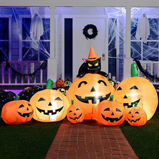 Joiedomi; 7 FT Long Halloween Inflatables Pumpkin, 7 Pumpkins Decoration with Witch's Cat with Build-in LEDs Blow Up Inflatables for Halloween Party Outdoor, Yard, Garden, Lawn Decorations; Category:Pumpkin Decor; Image:1